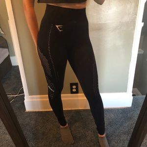 Black gym shark leggings